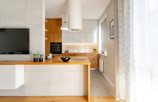 2-pok.z garażem na os.Avia/ładne wykończenie