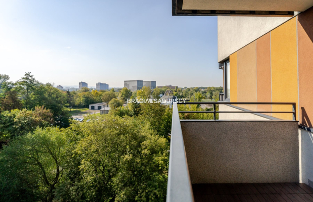 2-pok.z garażem na os.Avia/ładne wykończenie