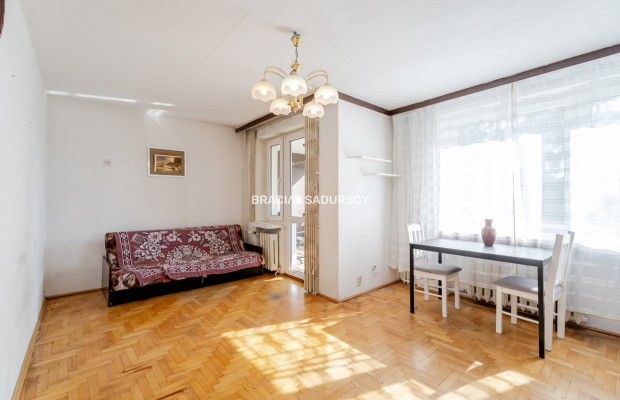 3 pok z osobną kuchnią, duży balkon-os.Piastów