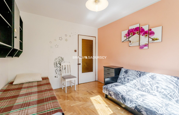 3 pok z osobną kuchnią, duży balkon-os.Piastów