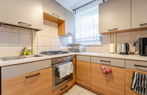 3 pok z osobną kuchnią ul.Stachiewicza.