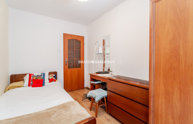 3 pok z osobną kuchnią ul.Stachiewicza.