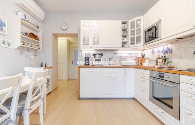 Bardzo ładne na os.Krakowiaków