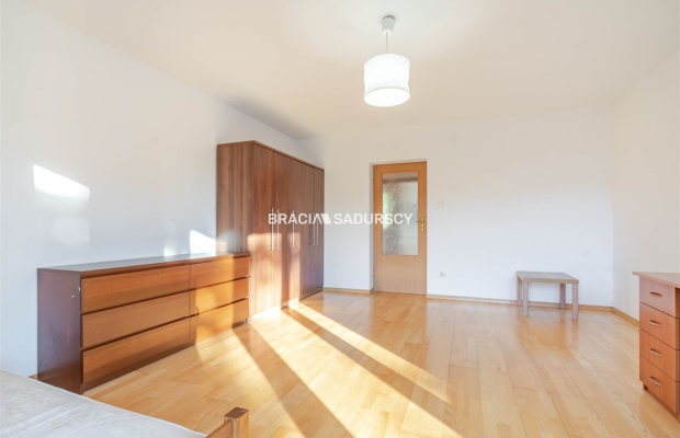 Bronowice/ 3-pok mieszkanie/3 balkony/m.naziemne/