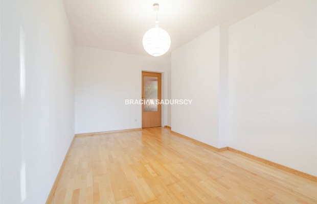 Bronowice/ 3-pok mieszkanie/3 balkony/m.naziemne/