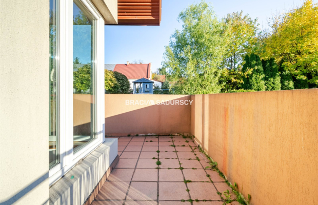 Bronowice/ 3-pok mieszkanie/3 balkony/m.naziemne/