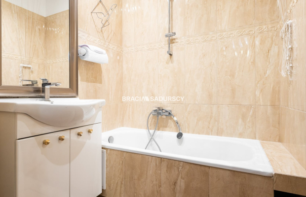 FUNKCJONALNE, NISKI PARTER, PRĄDNIK CZERWONY