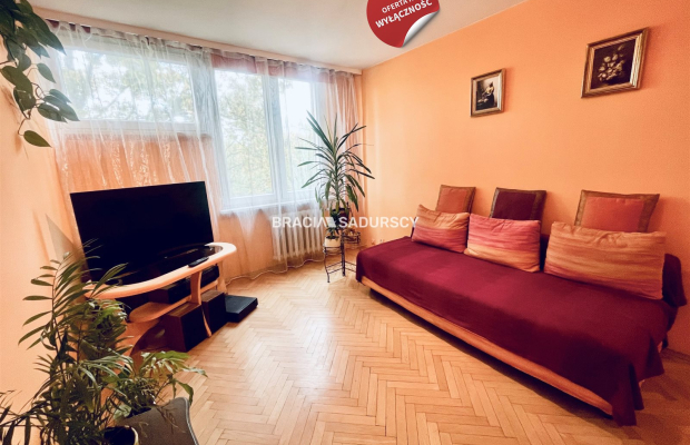 Sprzedam za gotówkę, Bronowicka. Dwa pokoje.