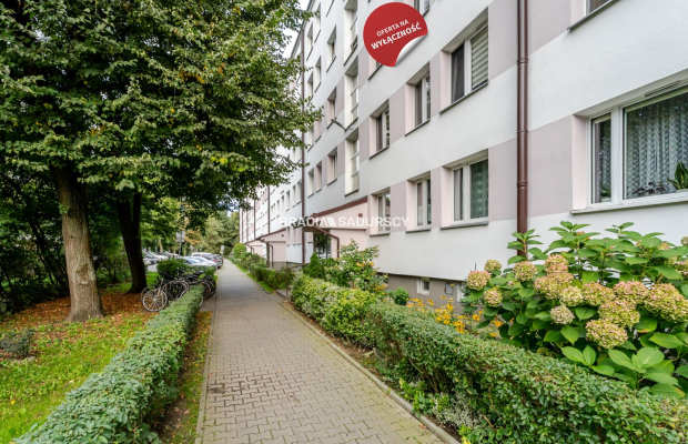 3-POKOJOWE Z BALKONEM - OSIEDLE PODWAWELSKIE
