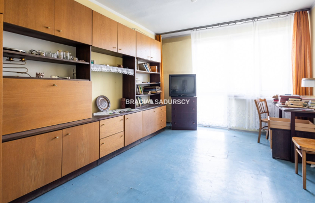 Jasne 2 pok z balkonem ul. Jerzmanowskiego. 