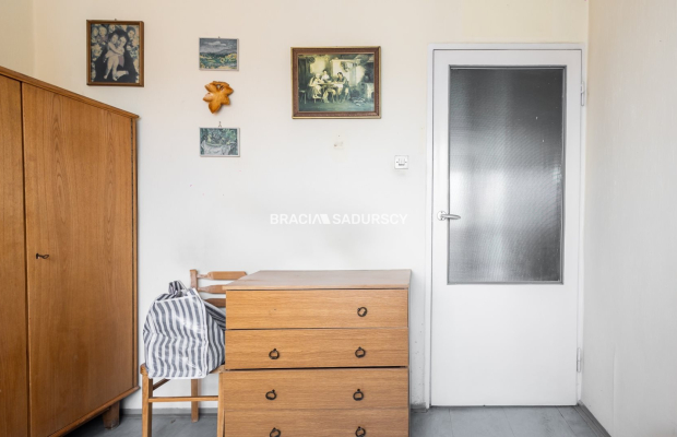 Jasne 2 pok z balkonem ul. Jerzmanowskiego. 