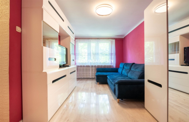 2 pokoje + osobna kuchnia, blisko tramwaj, Park