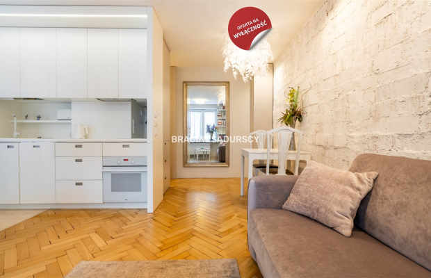 Eleganckie 2 pokoje po remoncie – centrum Krakowa!