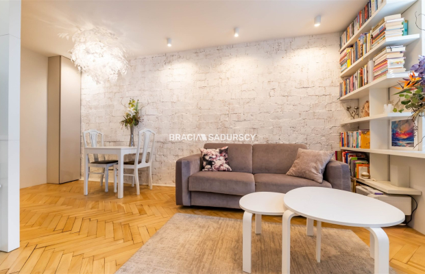 Eleganckie 2 pokoje po remoncie – centrum Krakowa!