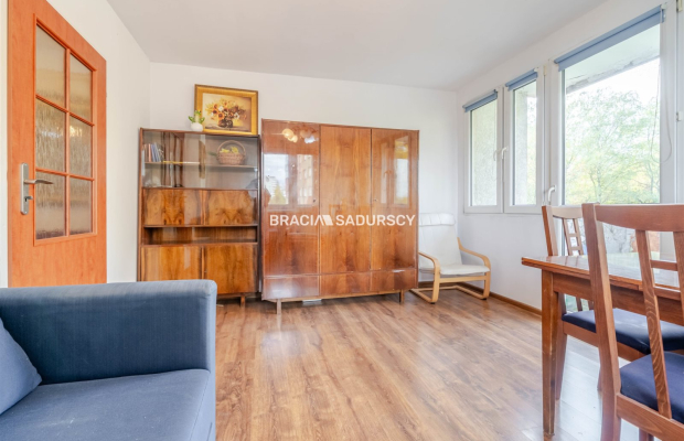 3 pokoje , winda, balkon, OKAZJA CENOWA