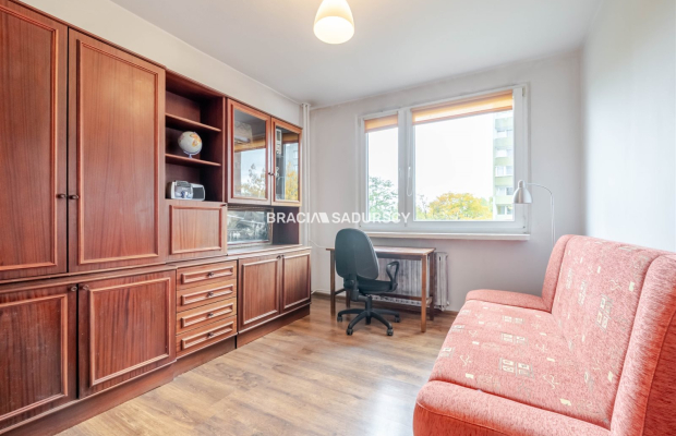 3 pokoje , winda, balkon, OKAZJA CENOWA