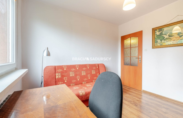 3 pokoje , winda, balkon, OKAZJA CENOWA