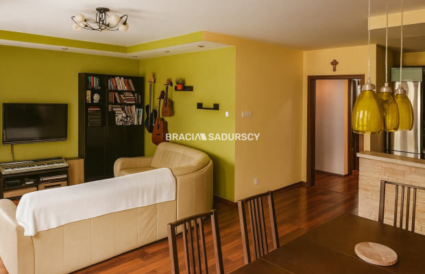 3-pokojowe mieszkanie z dwoma ogródkami !