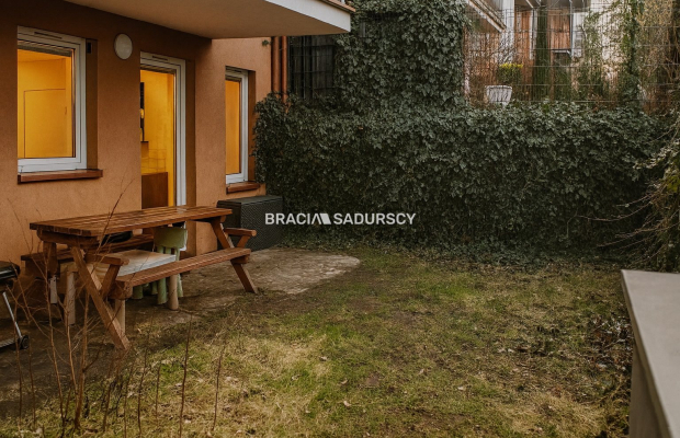 3-pokojowe mieszkanie z dwoma ogródkami !