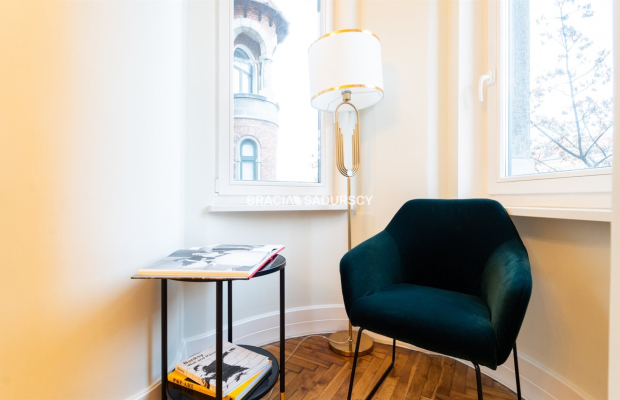 4 pokoje w secesyjnej kamienicy