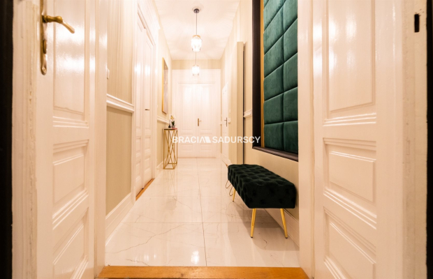 4 pokoje w secesyjnej kamienicy