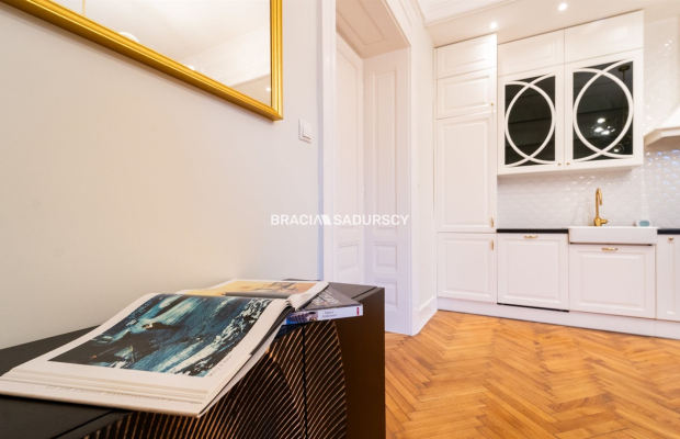 4 pokoje w secesyjnej kamienicy