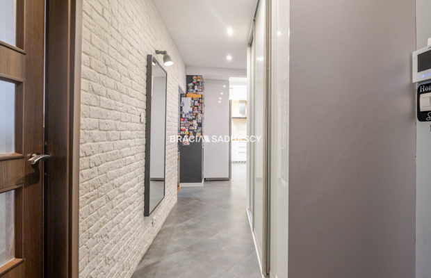 Salwator, 3 pokoje parter, kuchnia, do odświeżenia