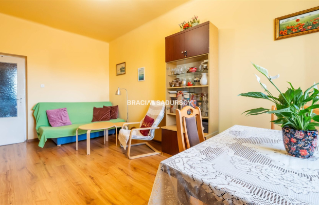 Osiedle Teatralne. Mieszkanie 2 pokojowe z osobną kuchnia o pow. 45,53 m 2  .  

 Mieszkanie dwustronne, rozkładowe, na 4 piętr