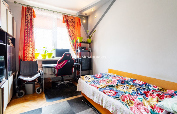 Kraków, Nowa Huta, Osiedle Centrum B, 3-pokojowe mieszkanie o pow. 70 m2. Mieszkanie położone przy reprezentacyjnej Alei Róż - 