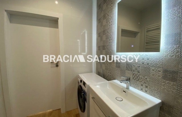 Na sprzedaż: nowe mieszkanie 43 m² ze 104 m 2  poddaszem do adaptacji - Kalwaria Zebrzydowska  

   Nowoczesne 2-pokojowe miesz