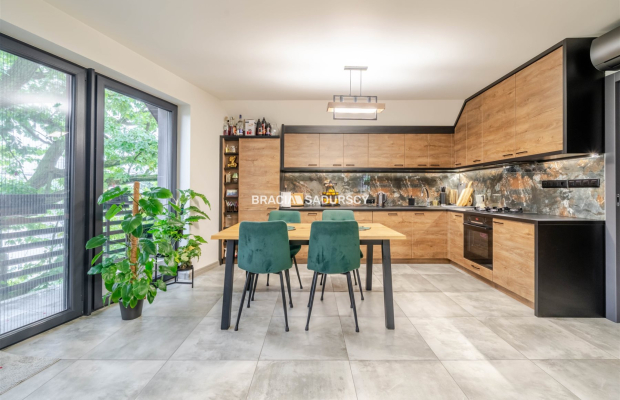 4/5 pok ok 107m2 z 2 duzymi balkonami Ruczaj