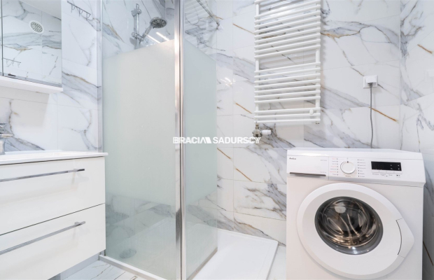 Komfortowe 2 pokoje z ogródkiem,garaż. Olsza. 