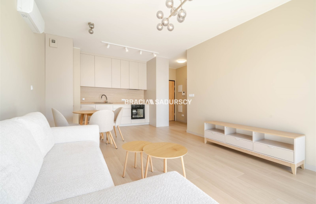 Cieszyńska, miejsce parkingowe, Wysoki Standard