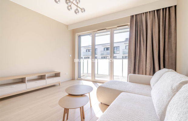 Cieszyńska, miejsce parkingowe, Wysoki Standard