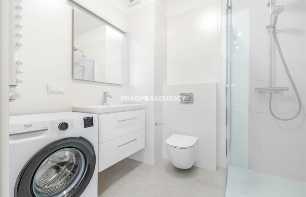 Cieszyńska, miejsce parkingowe, Wysoki Standard