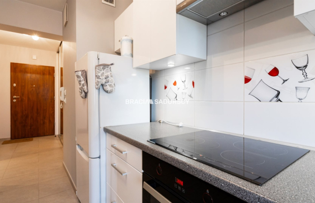 Przestronna kawalerka 37 m2, Os. 2 Płk. Lotniczego