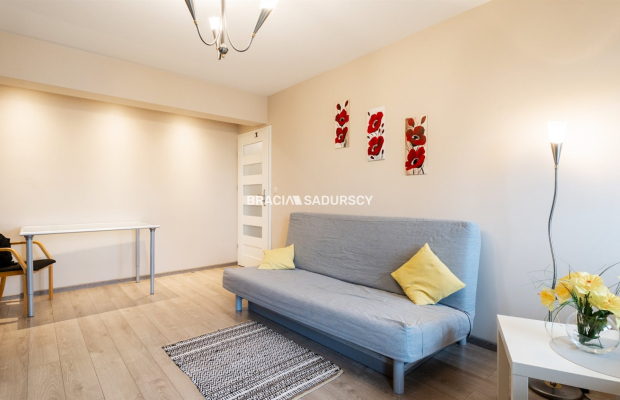 Przestronna kawalerka 37 m2, Os. 2 Płk. Lotniczego