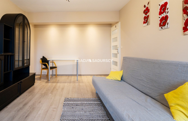 Przestronna kawalerka 37 m2, Os. 2 Płk. Lotniczego