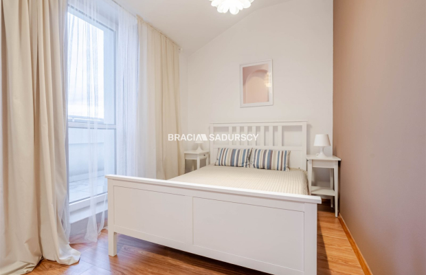 Blisko centrum,2 pokoje,balkon, parking- Krowodrza