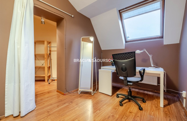 Blisko centrum,2 pokoje,balkon, parking- Krowodrza