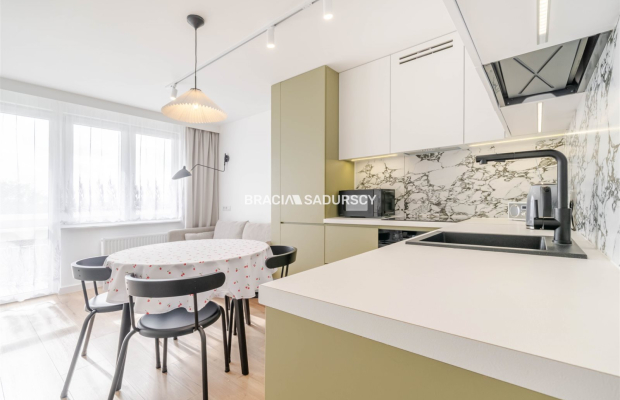 Wynajem 3 pok. mieszkanie na os Niepodległości!