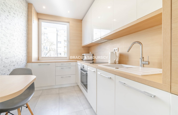 M-2 POK 49 M2 NOWA HUTA BALKON PIWNICA PREMIUM