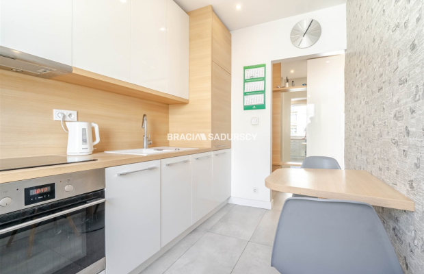 M-2 POK 49 M2 NOWA HUTA BALKON PIWNICA PREMIUM