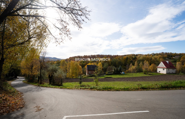 Działka 57 arów – Zawada Lanckorońska- Zakliczyn