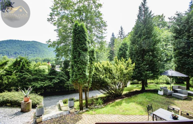 PIĘKNY DOM POD SAMYM LASEM Z WIDOKIEM NA GÓRY