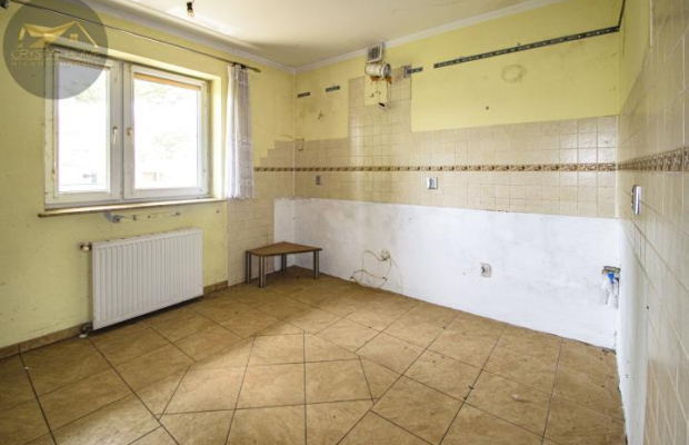 PÓŁ DOMU NA SPRZEDAŻ - 160M2 - DO REMOMTU - WITKÓW