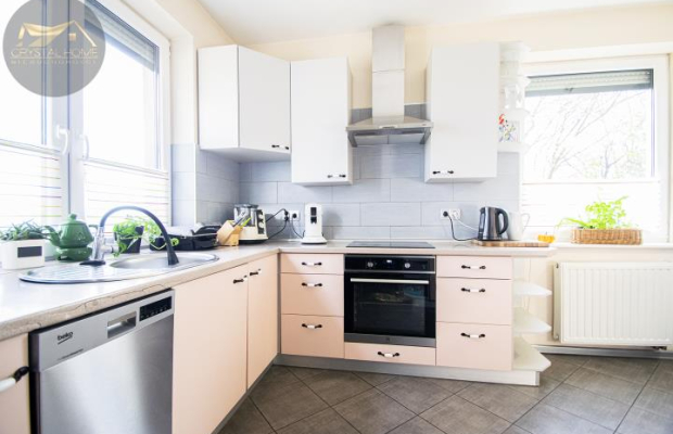 Dom wolnostojący z widokami na góry