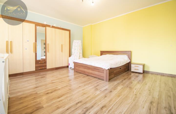 Mieszkanie 174m2 z balkonem 4 pokoje 2 łazienki