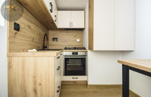 39M2/ 2 POKOJE/ PO KAPTALNYM REMOCIE/ CENTRUM