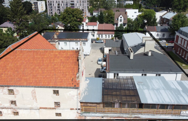 Kompleks budynków przy ul. 6 Sierpnia w Puławach..